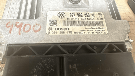 07K 906 055 AK ecm ecu computer 2012 VW Passat - Swan Auto