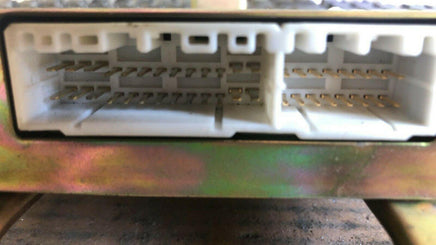 1991-1994 Geo Metro or Pontiac Firefly ecu ecm computer module 33920-63E12.