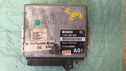 1991-1994 Hyundai  Scoupe ecm ecu computer 0 261 203 023.