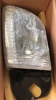 1997 Ford F-150 F150 left headlight light lamp FO2502142 **New*** - Swan Auto